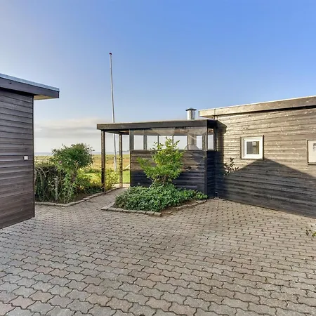 Kaapo - 300m From The Sea By Interhome