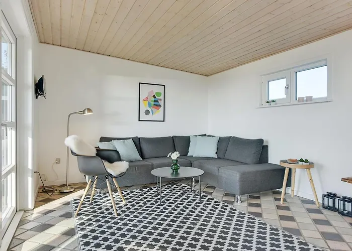 Holiday home Kaapo - 300m From The Sea By Interhome